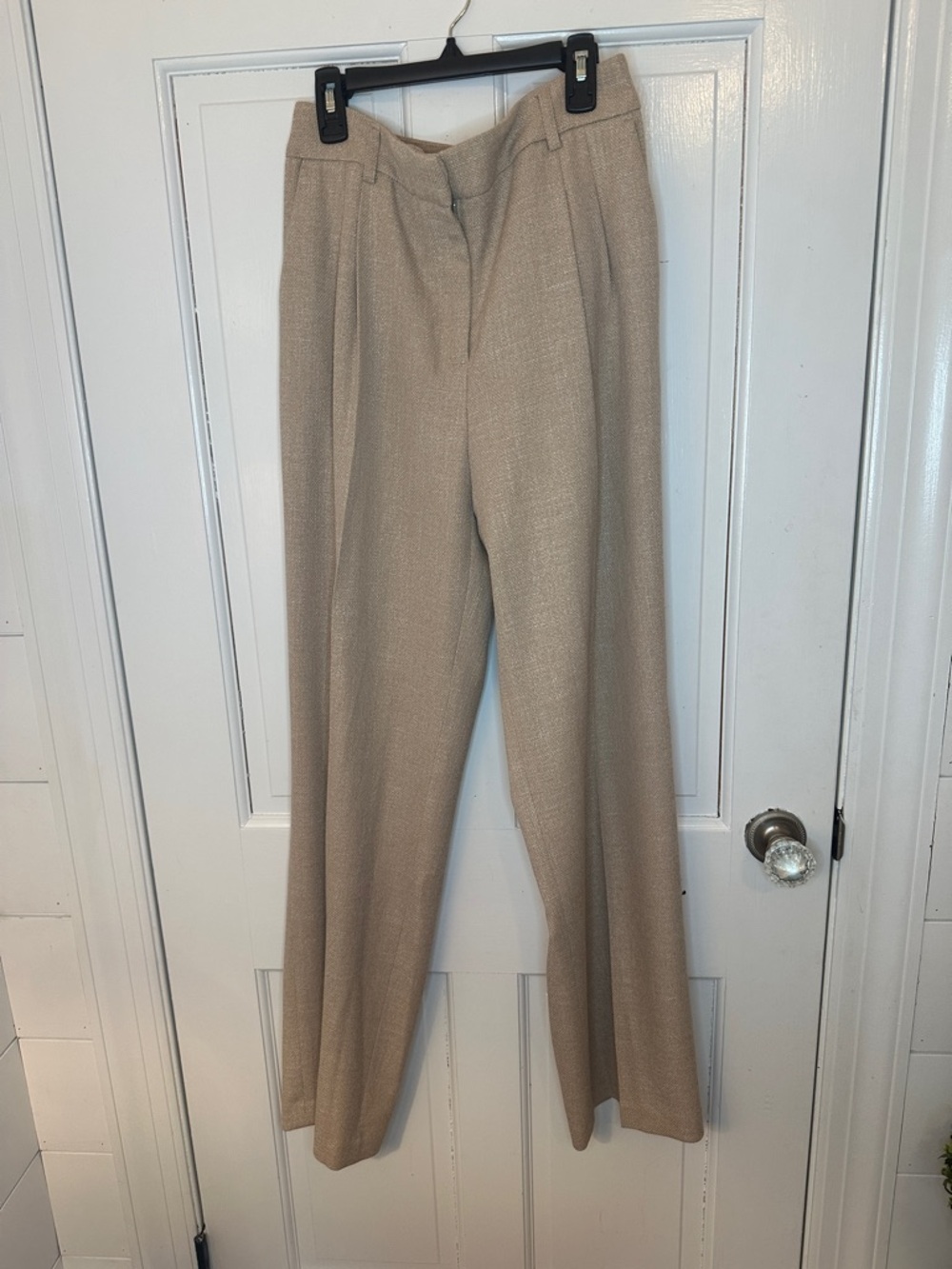 House of Harlow 1960 Beige Pleated Textured Dress Pants size 8 EUC